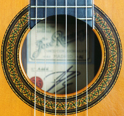 86 Jose Ramirez 1a rosette